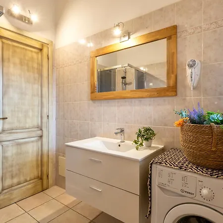 San Teodoro Center Apartment